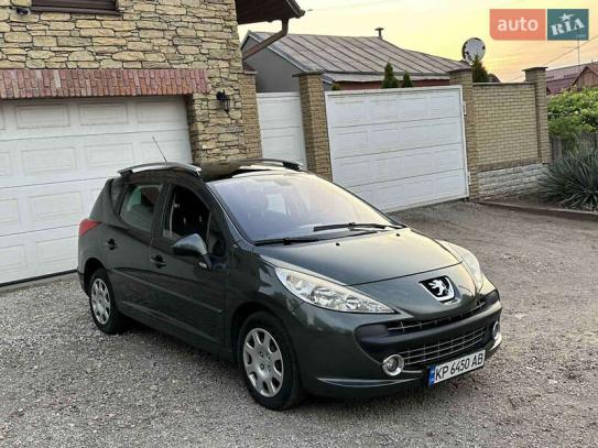 Peugeot 207 2008г. в рассрочку