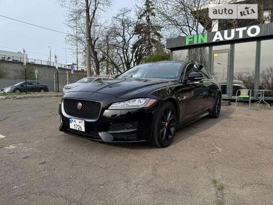 Jaguar Xf 2017р. у розстрочку