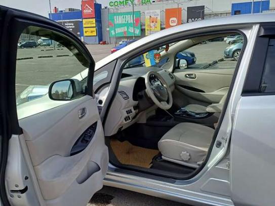 Nissan Leaf
                            2013г. в рассрочку