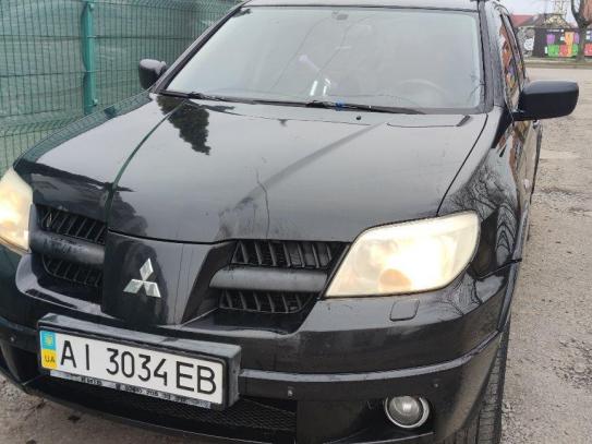 Mitsubishi Outlander 2005р. у розстрочку