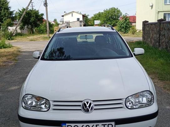Volkswagen Golf
                            2003г. в рассрочку