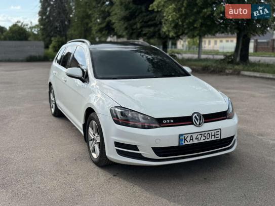 Volkswagen Golf
                            2015г. в рассрочку