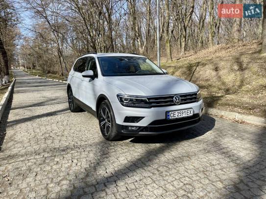 Volkswagen Tiguan
                          2018г. в рассрочку