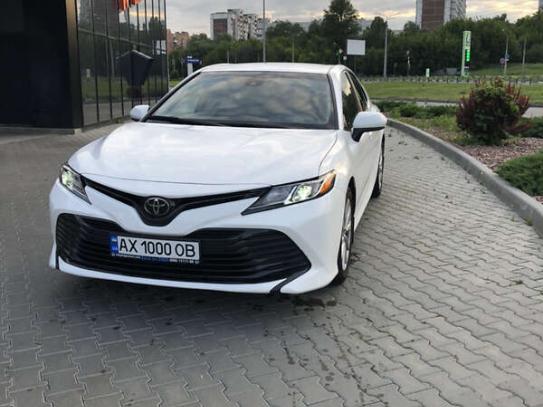 Toyota Camry                           2018г. в рассрочку