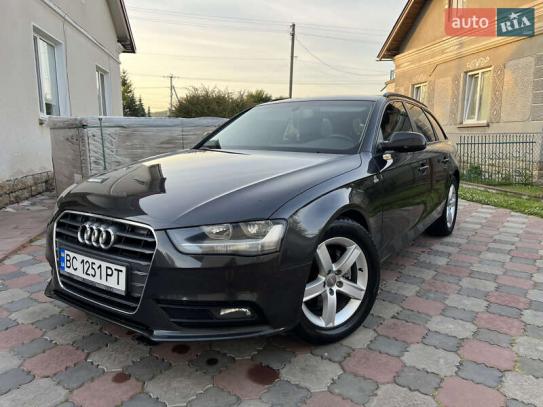 Audi A4                              2013г. в рассрочку