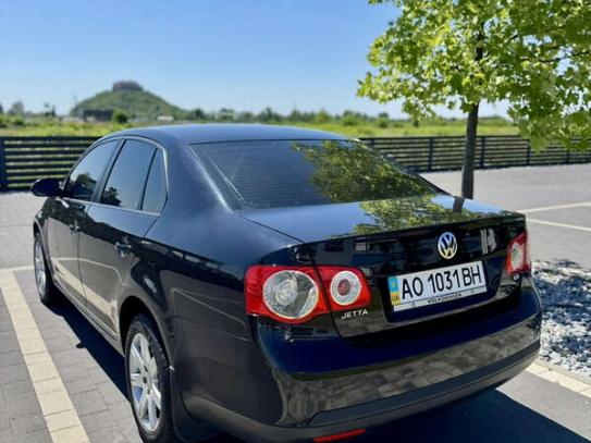 Volkswagen Jetta
                           2008г. в рассрочку