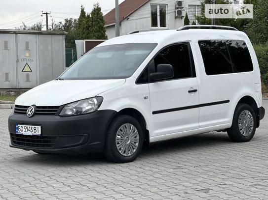 Volkswagen Caddy 2011г. в рассрочку