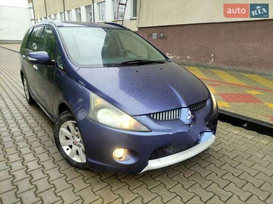Mitsubishi Grandis 2007г. в рассрочку