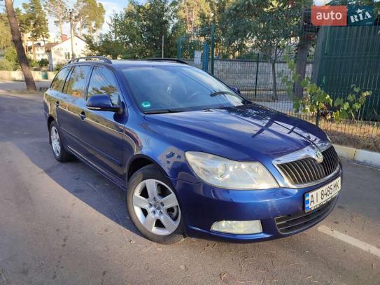 Skoda Octavia                         2010г. в рассрочку