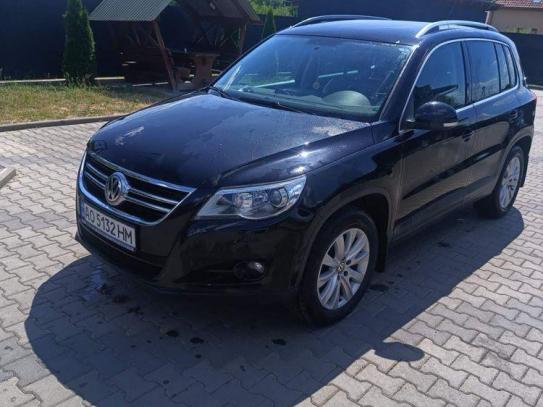 Volkswagen Tiguan                          2009г. в рассрочку