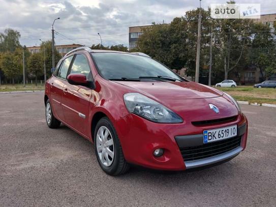 Renault Clio 2010г. в рассрочку