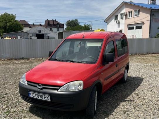 Opel Combo                           2011г. в рассрочку
