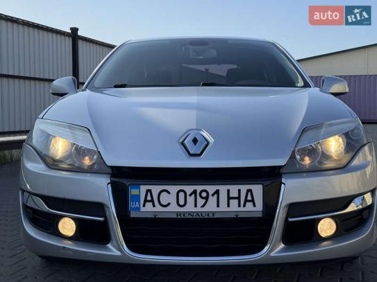 Renault Laguna
                          2011г. в рассрочку