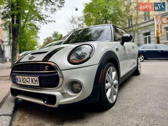 Mini Cooper
                          2014г. в рассрочку