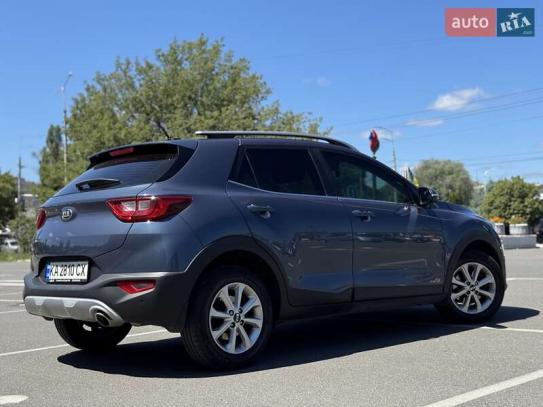 Kia Stonic 2020г. в рассрочку