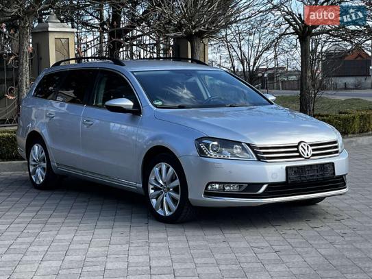 Volkswagen Passat 2011г. в рассрочку