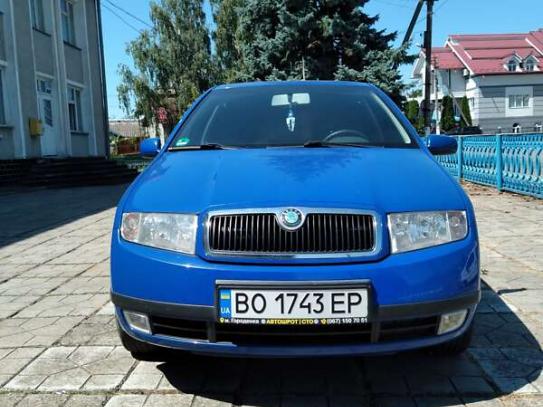 Skoda Fabia 2001г. в рассрочку