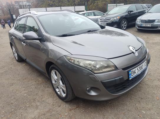 Renault Megane 2009г. в рассрочку