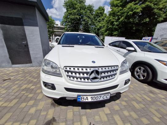 Mercedes-benz Ml 320 2008р. у розстрочку