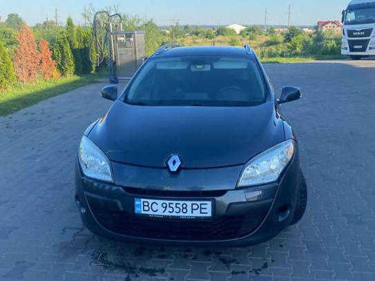 Renault Megane                          2010г. в рассрочку