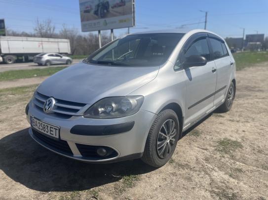 Volkswagen Golf plus                       2007г. в рассрочку