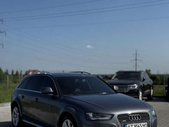 Audi A4 allroad                      2012г. в рассрочку