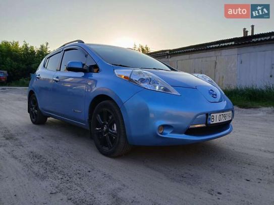 Nissan Leaf                            2012г. в рассрочку
