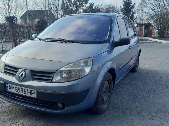 Renault Megane scenic                   2004г. в рассрочку