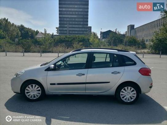 Renault Clio                            2009г. в рассрочку