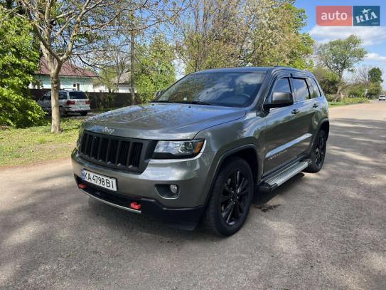 Jeep Grand cherokee
                  2012г. в рассрочку