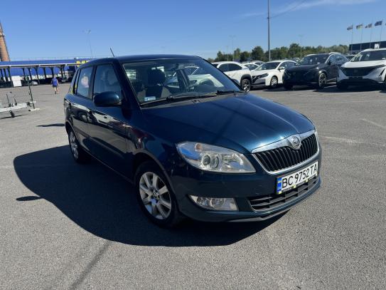 Skoda Fabia
                           2013г. в рассрочку