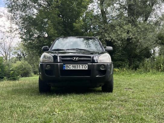 Hyundai Tucson                          2005г. в рассрочку