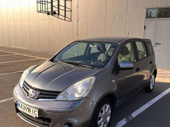 Nissan Note                            2011г. в рассрочку