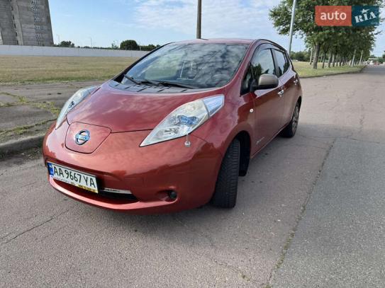 Nissan Leaf
                            2015г. в рассрочку