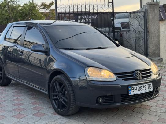 Volkswagen Golf                            2006г. в рассрочку