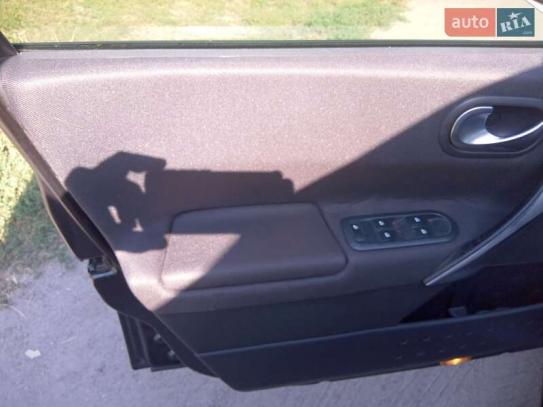 Renault Megane
                          2006г. в рассрочку