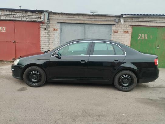 Volkswagen Jetta                           2006г. в рассрочку