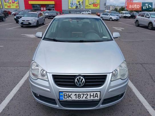 Volkswagen Polo                            2007г. в рассрочку