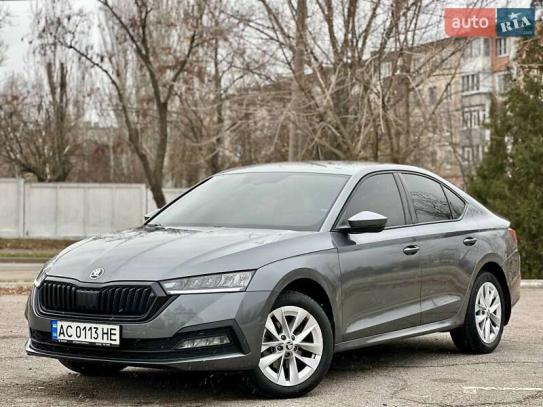 Skoda Octavia
                         2022г. в рассрочку