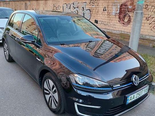 Volkswagen E-golf 2015г. в рассрочку