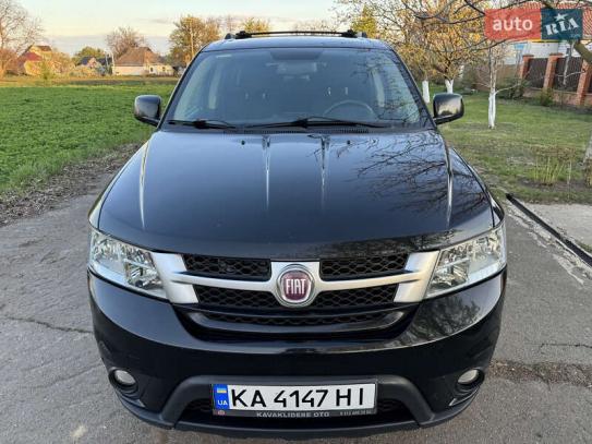 Fiat Freemont                        2012г. в рассрочку