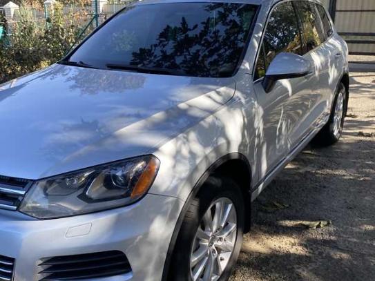Volkswagen Touareg
                         2010г. в рассрочку