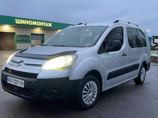 Citroen Berlingo                        2010г. в рассрочку