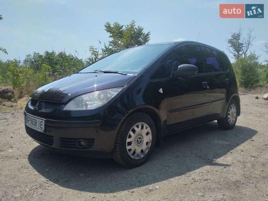 Mitsubishi Colt                            2008г. в рассрочку