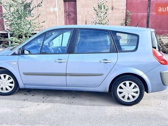 Renault Grand scenic                    2007г. в рассрочку