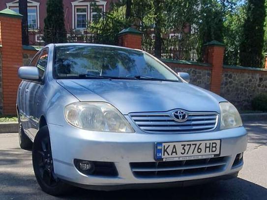 Toyota Corolla                         2005г. в рассрочку