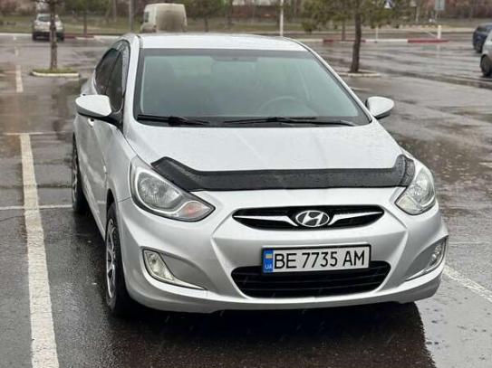 Hyundai Accent 2012г. в рассрочку