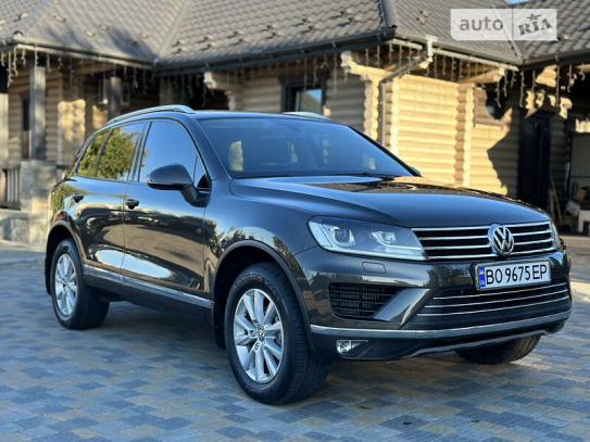 Volkswagen Touareg 2016г. в рассрочку