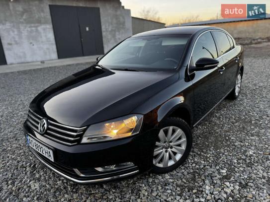 Volkswagen Passat 2011г. в рассрочку