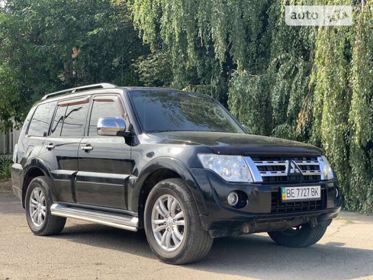 Mitsubishi Pajero wagon 2012г. в рассрочку